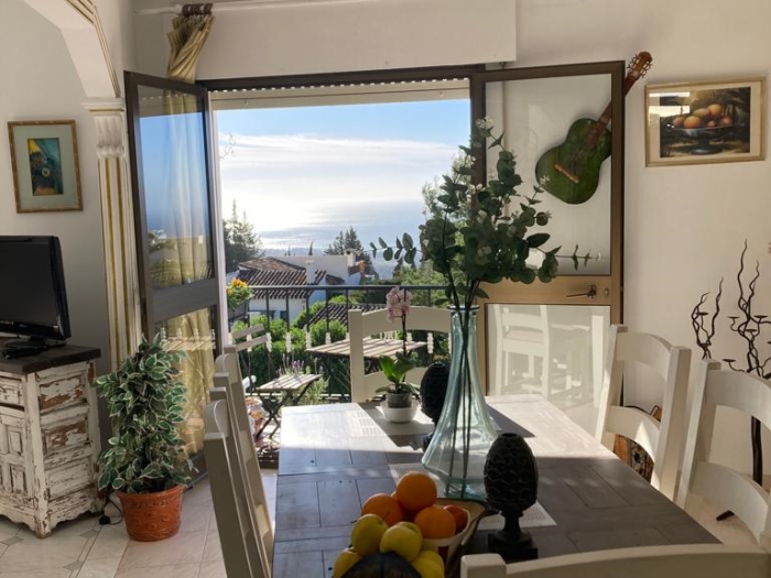 Spacious Mijas apartment in Mijas