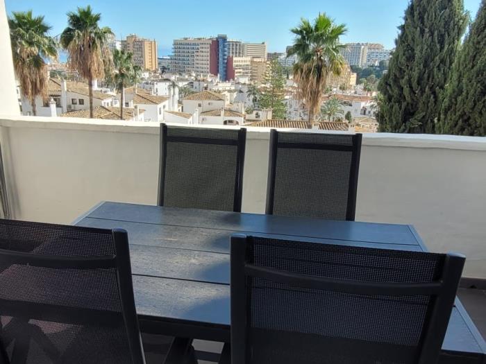 Impresionante Pueblo Evita de un dormitorio. Vistas al mar en Benalmadena