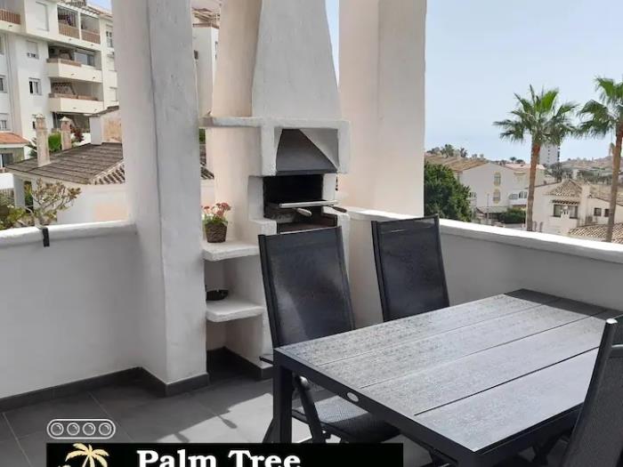 Stunning one bedroom Pueblo Evita. Sea views in Benalmadena