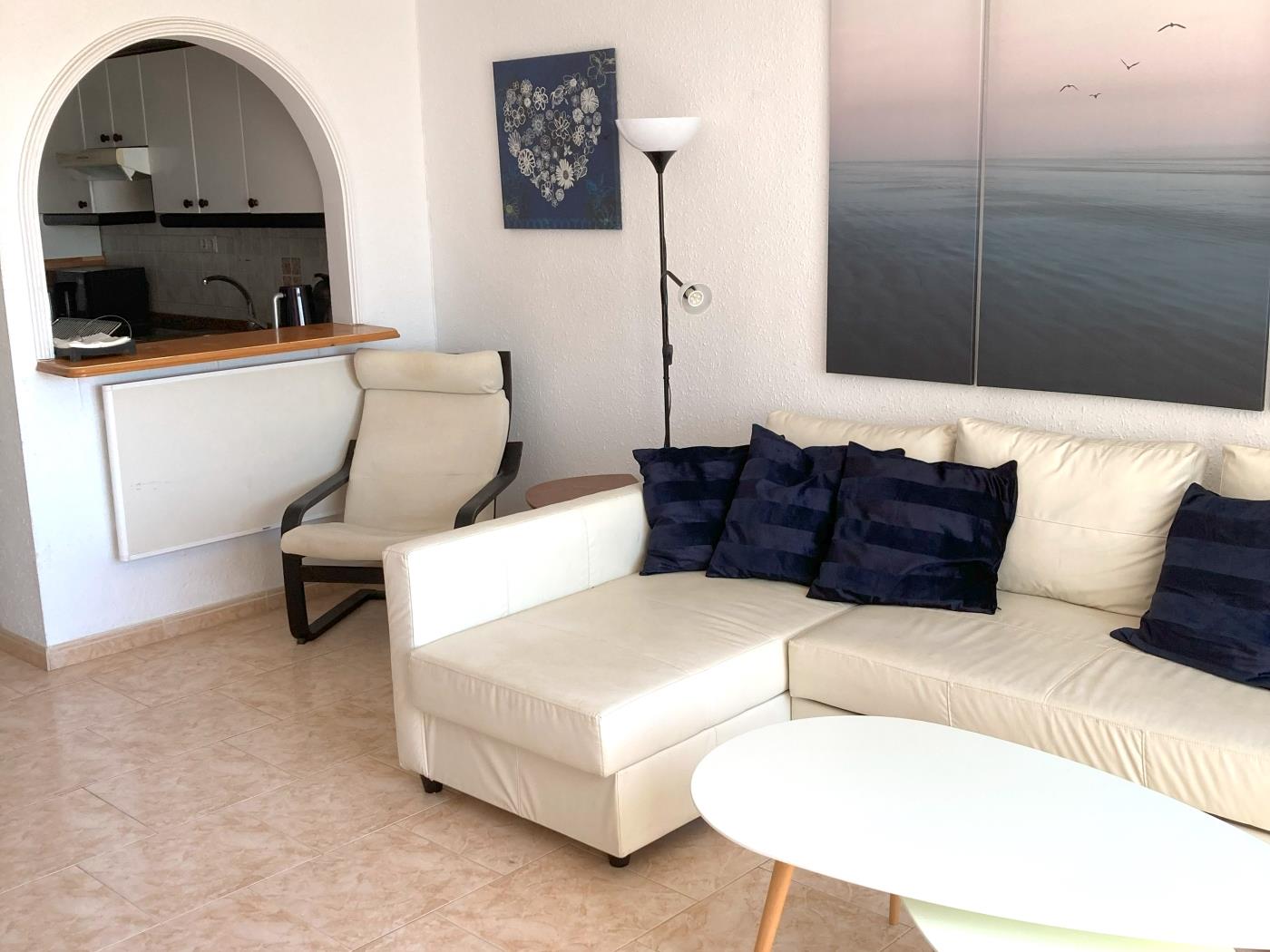 Apartamento 2 dormitorios Pueblo Evita en Benalmádena