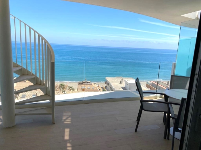 Penthouse with breathtaking views in Fuengirola