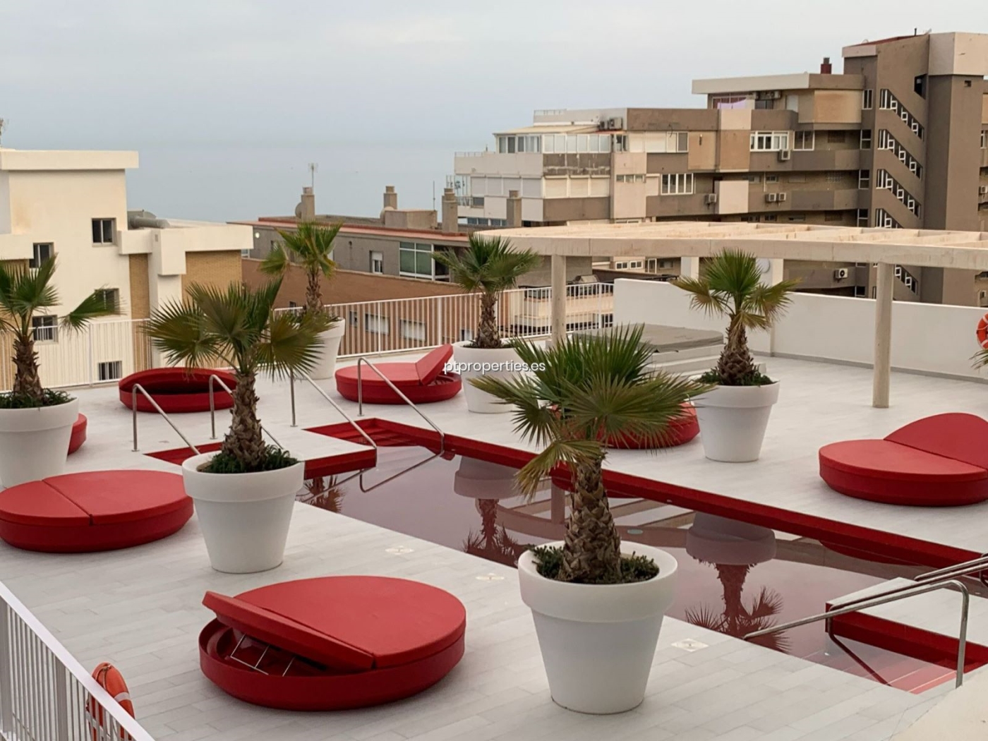 Penthouse with breathtaking views in Fuengirola