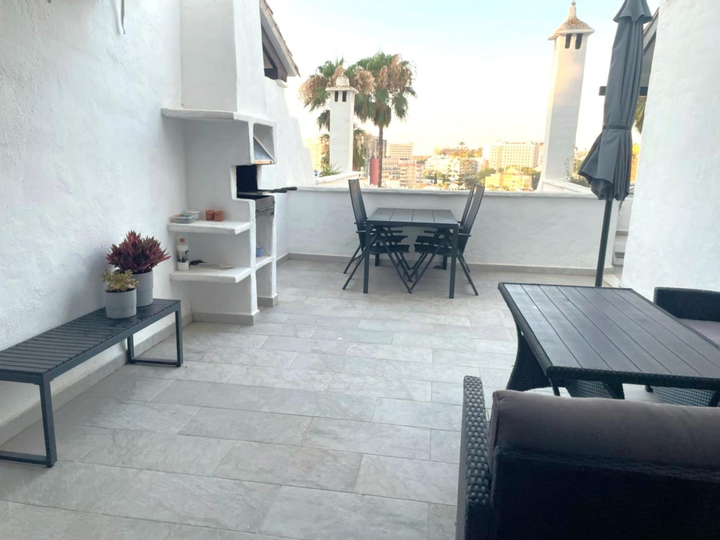 Charmant Pueblo Evita avec 2 lits à Benalmádena