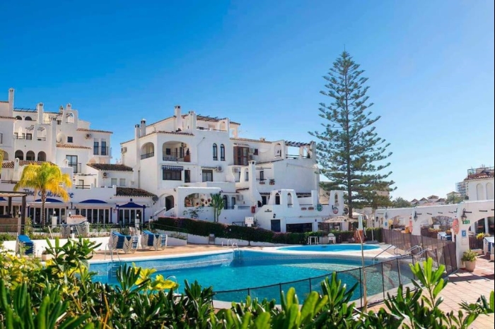 Elegant 2-bedroom apartment with beautiful views in Benalmádena