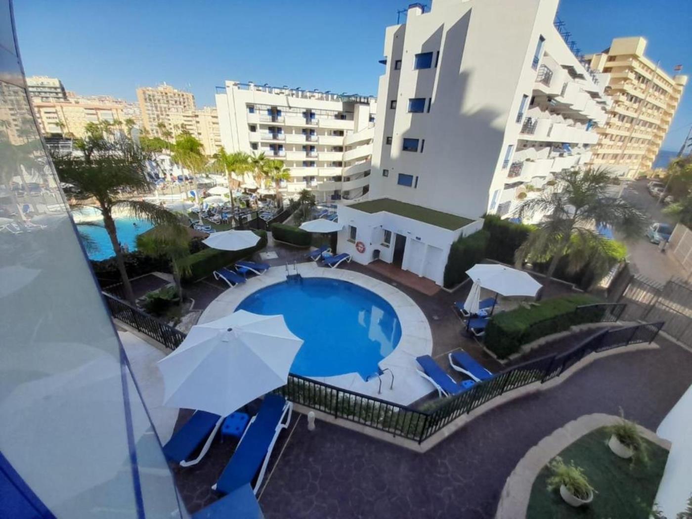 Apt. Ampia terrazza sulla spiaggia in Benalmádena