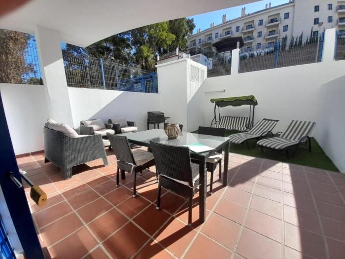 Apt. Large Beach Terrace in Benalmádena