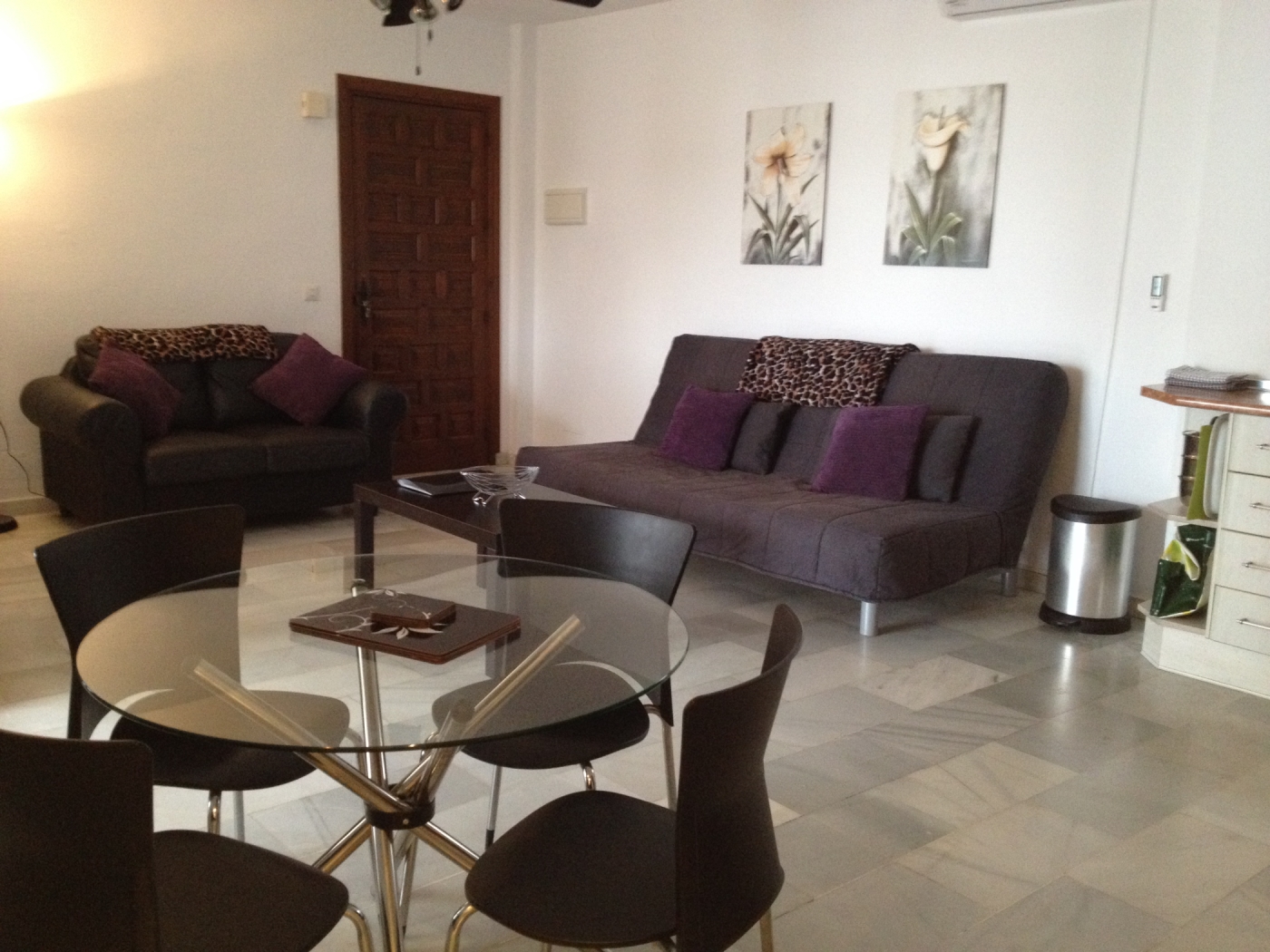 Beautiful 2 bed apartment located at Pueblo Evita in Benalmádena