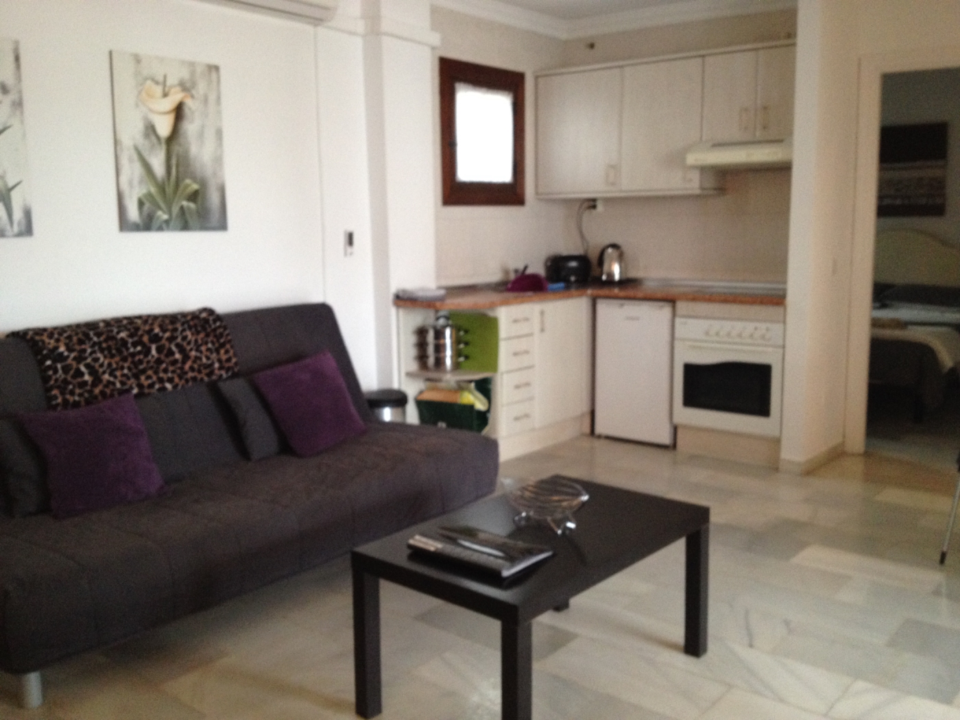 Beautiful 2 bed apartment located at Pueblo Evita in Benalmádena