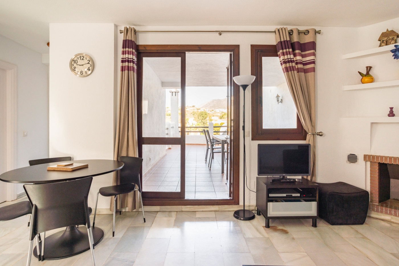 Beautiful 2 bed apartment located at Pueblo Evita in Benalmádena