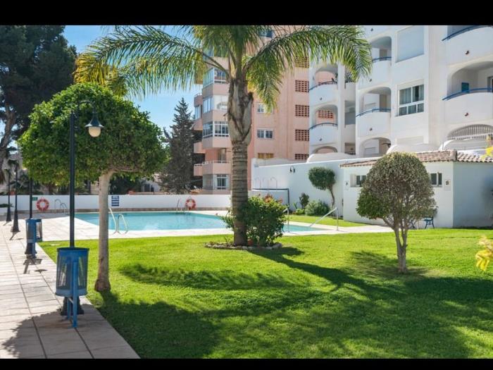 Hermoso apartamento de 2 dormitorios en Don Joaquín. en Benalmádena