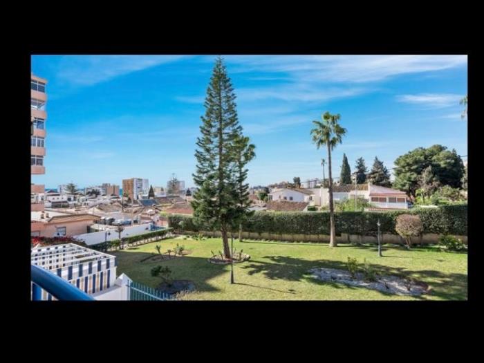 Hermoso apartamento de 2 dormitorios en Don Joaquín. en Benalmádena