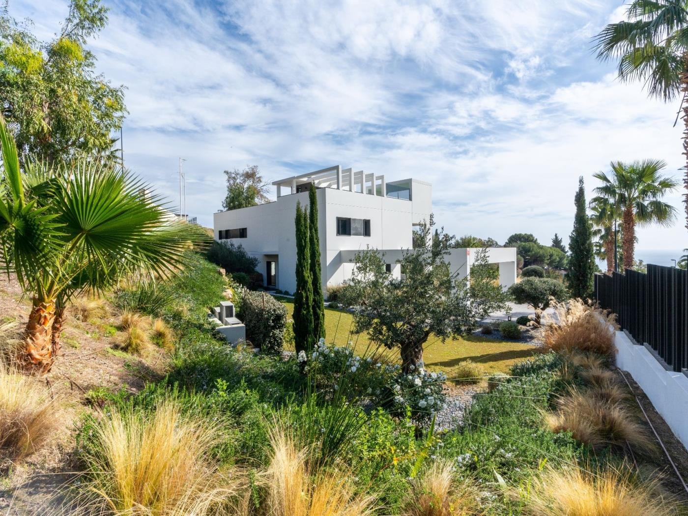 Villa de Lujo en Benalmadena à Benalmádena