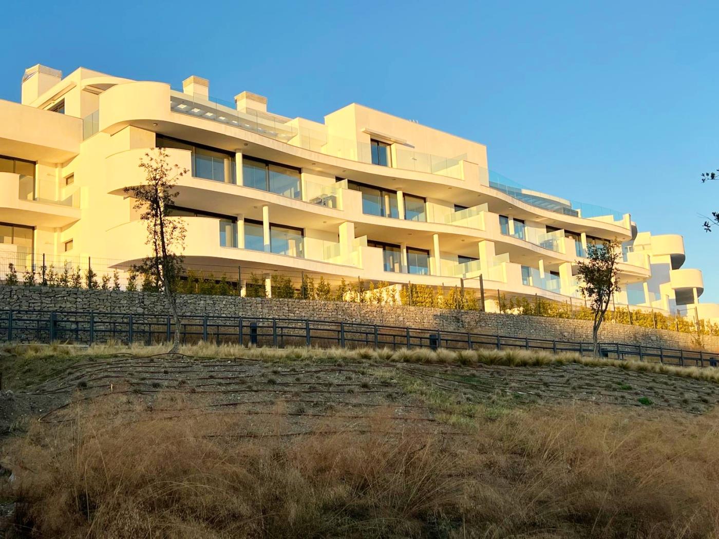 Villa Giardino di Lusso con 3 Camere a Higuerón West in Fuengirola