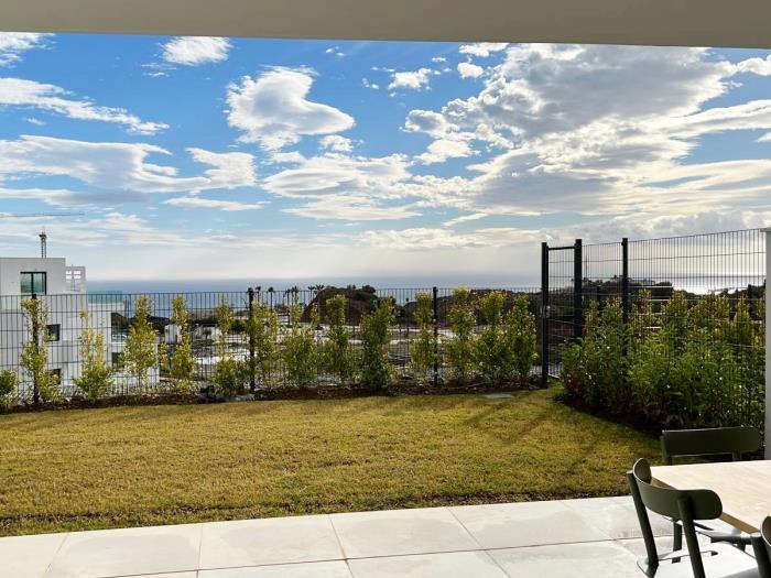 Villa Giardino di Lusso con 3 Camere a Higuerón West in Fuengirola