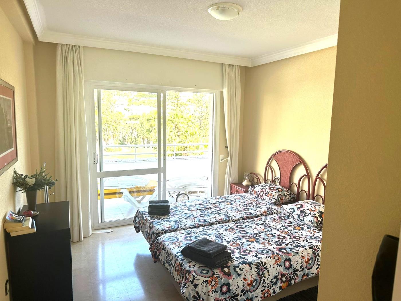 Apartamento de vacaciones de 3 habitaciones en Palmeras del Golf. en Benalmádena