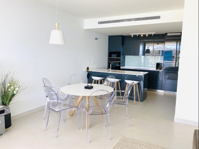 Apartamento de 3 habitaciones en El Higuerón en Fuengirola