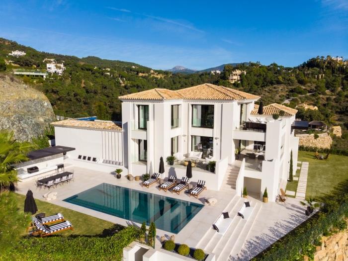 Stunning Villa in Benhavís, near Marbella in Benahavís