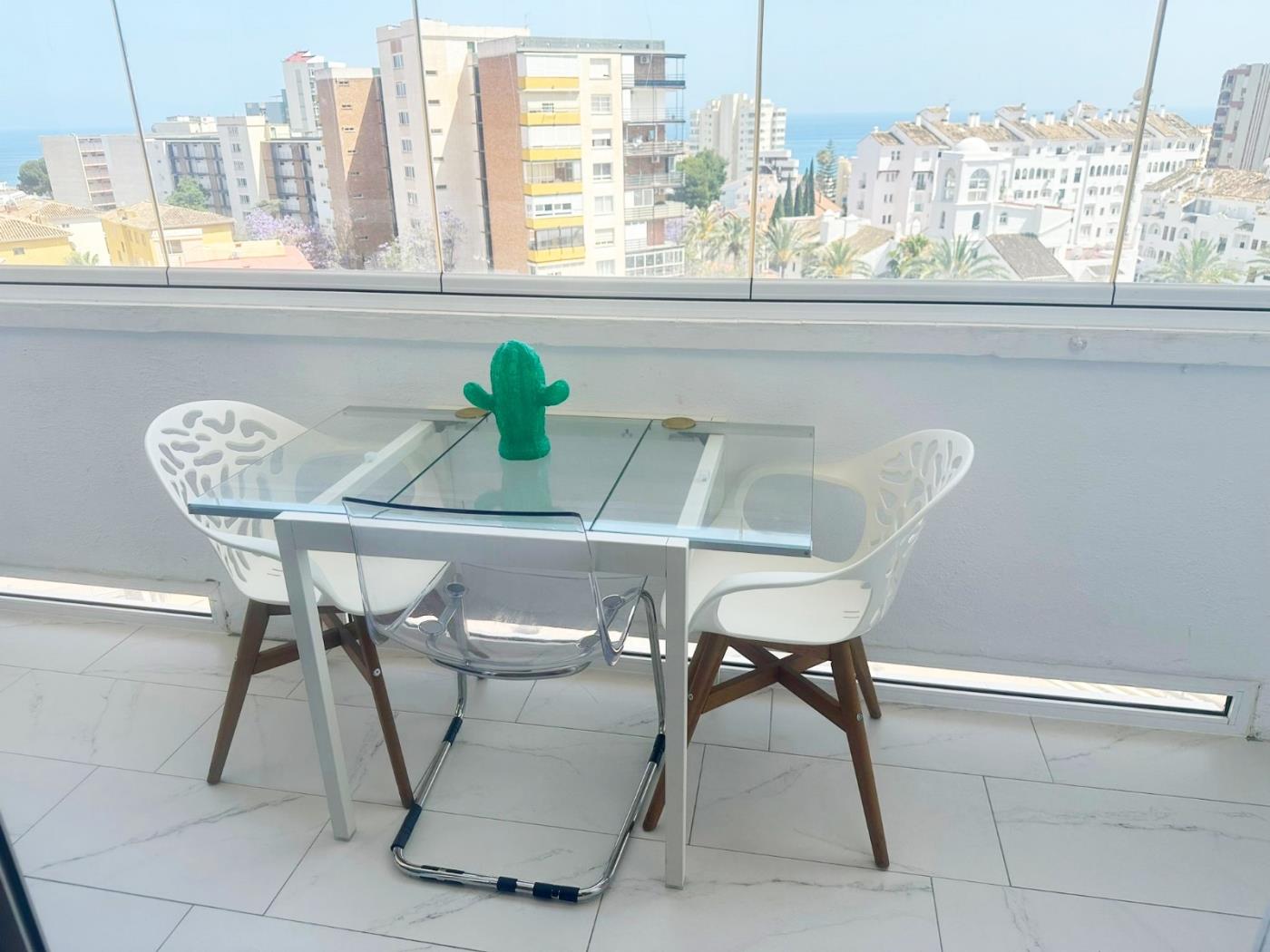 Hermoso Ibensa de 3 habitaciones en Benalmádena