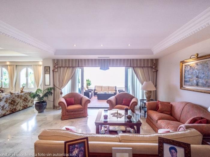 Large Duplex Penthouse in Torremolinos Centre in Torremolinos