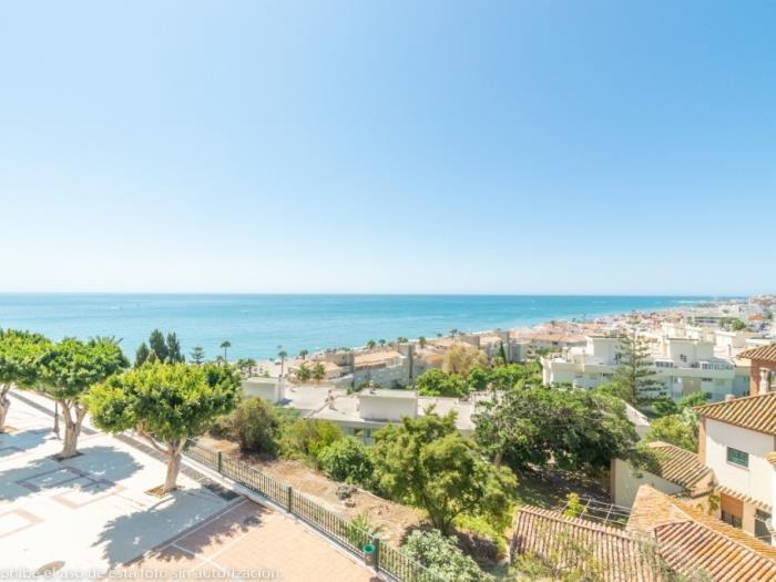 Large Duplex Penthouse in Torremolinos Centre in Torremolinos