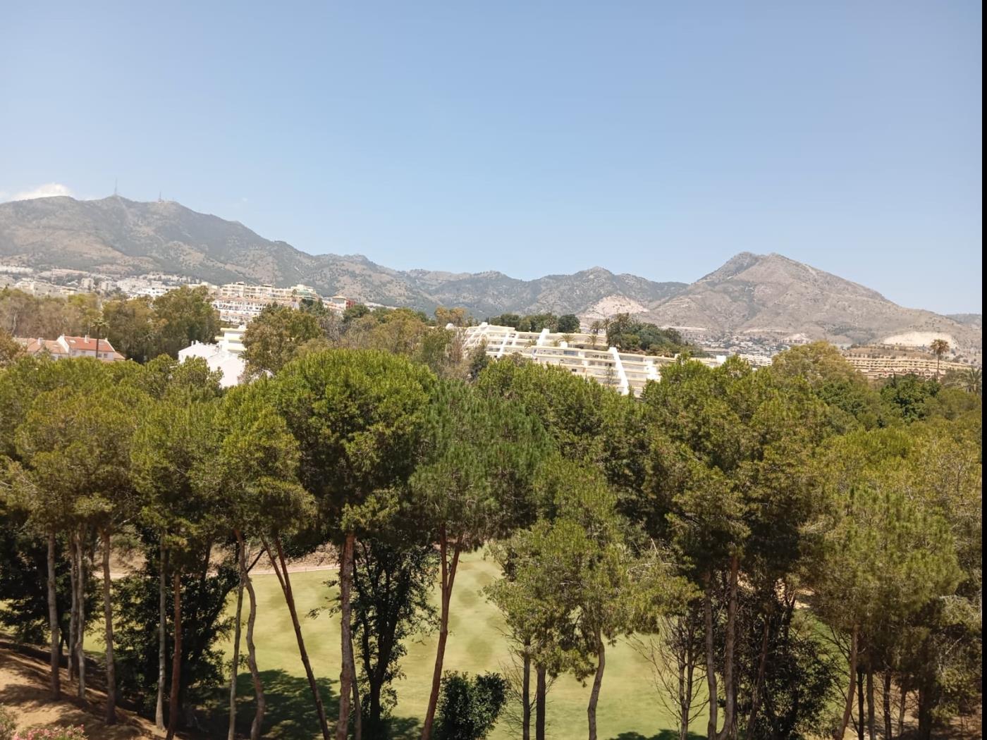 1 Bedroom spacious and tranquil apartment. in Benalmádena