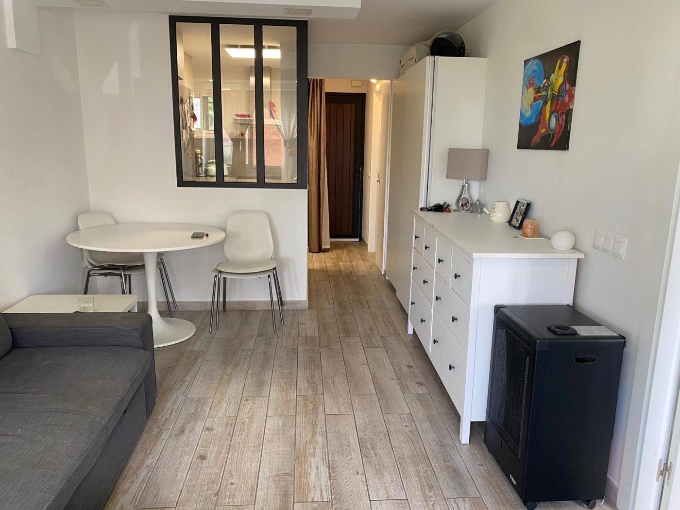 Hermoso apartamento de 1 dormitorio cerca al playa en Benalmádena