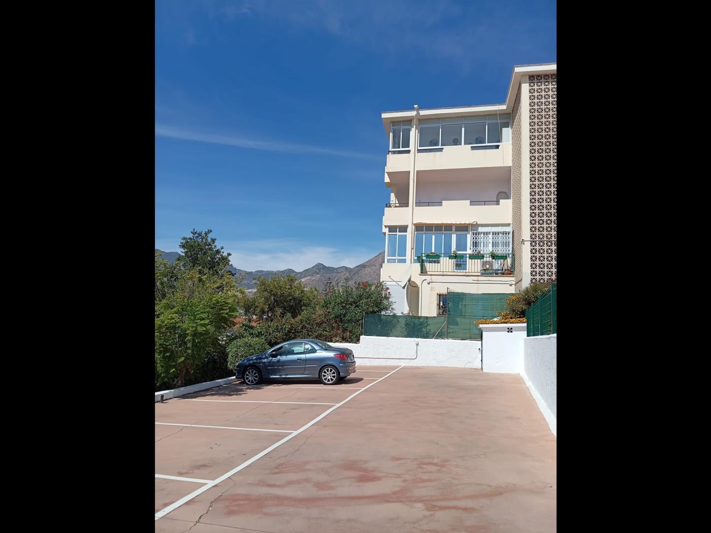 Charming 2 bed Benalmádena Costa in Benalmádena