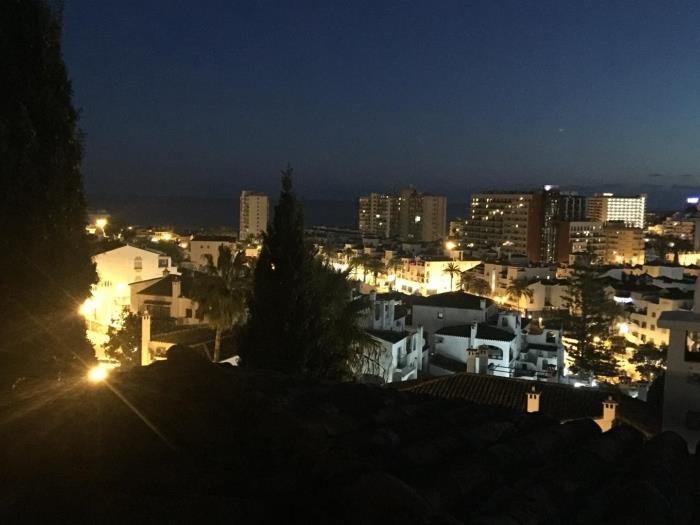 Charmant appartement de 3 chambres à Pueblo Evita à Benalmádena