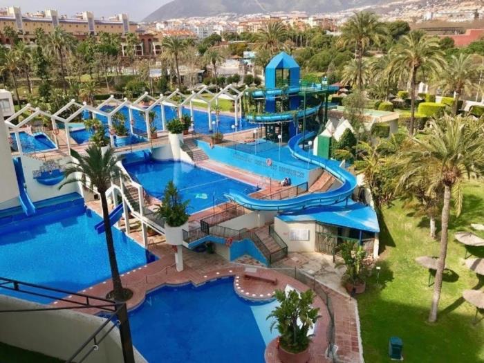 Appartement de luxe unique, 1 chambre et terrasse et jacuzzi, à Benalmádena