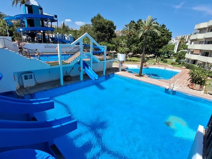 Apartamento de lujo único de 1 dorm. con amplia terraza y jacuzzi en Benalmádena