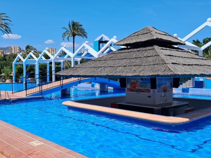 Apartamento de lujo único de 1 dorm. con amplia terraza y jacuzzi en Benalmádena