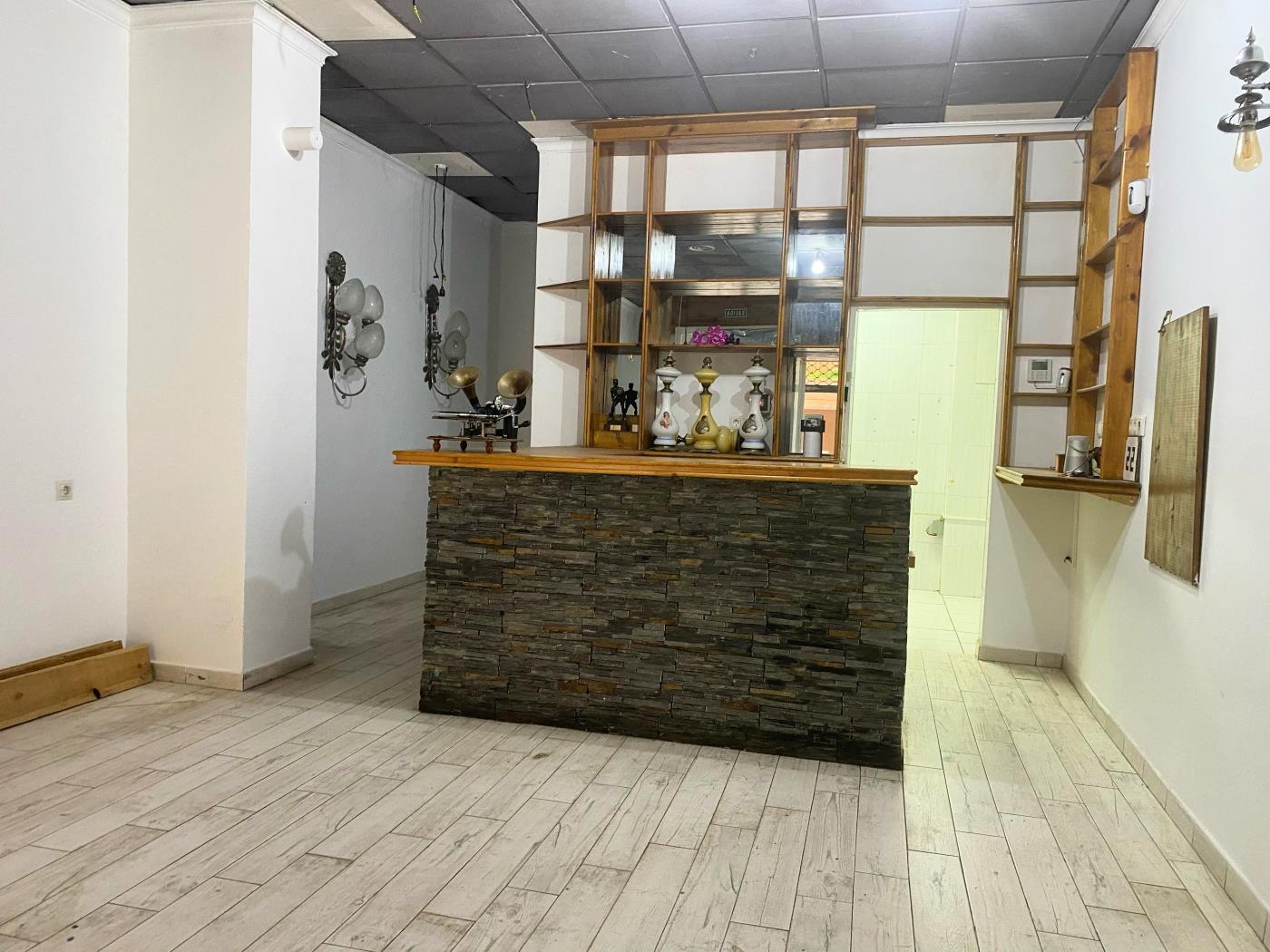 Local de 58m2 la Marina, Fuengirola à Fuengirola
