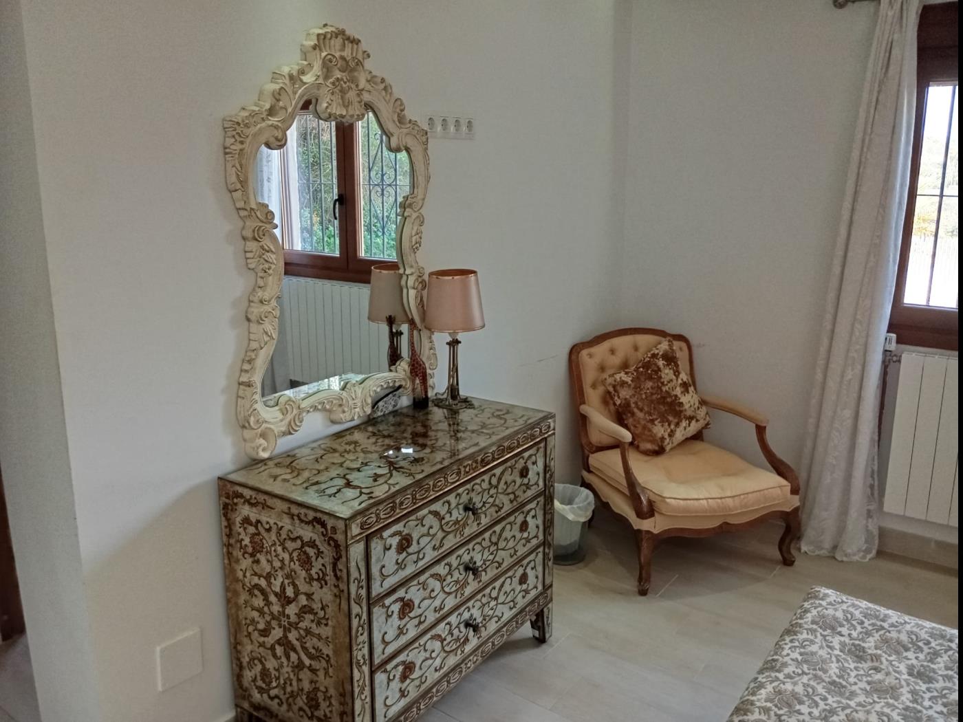 Villa de 4 dormitorios con piscina privada en Benalmádena en Benalmádena