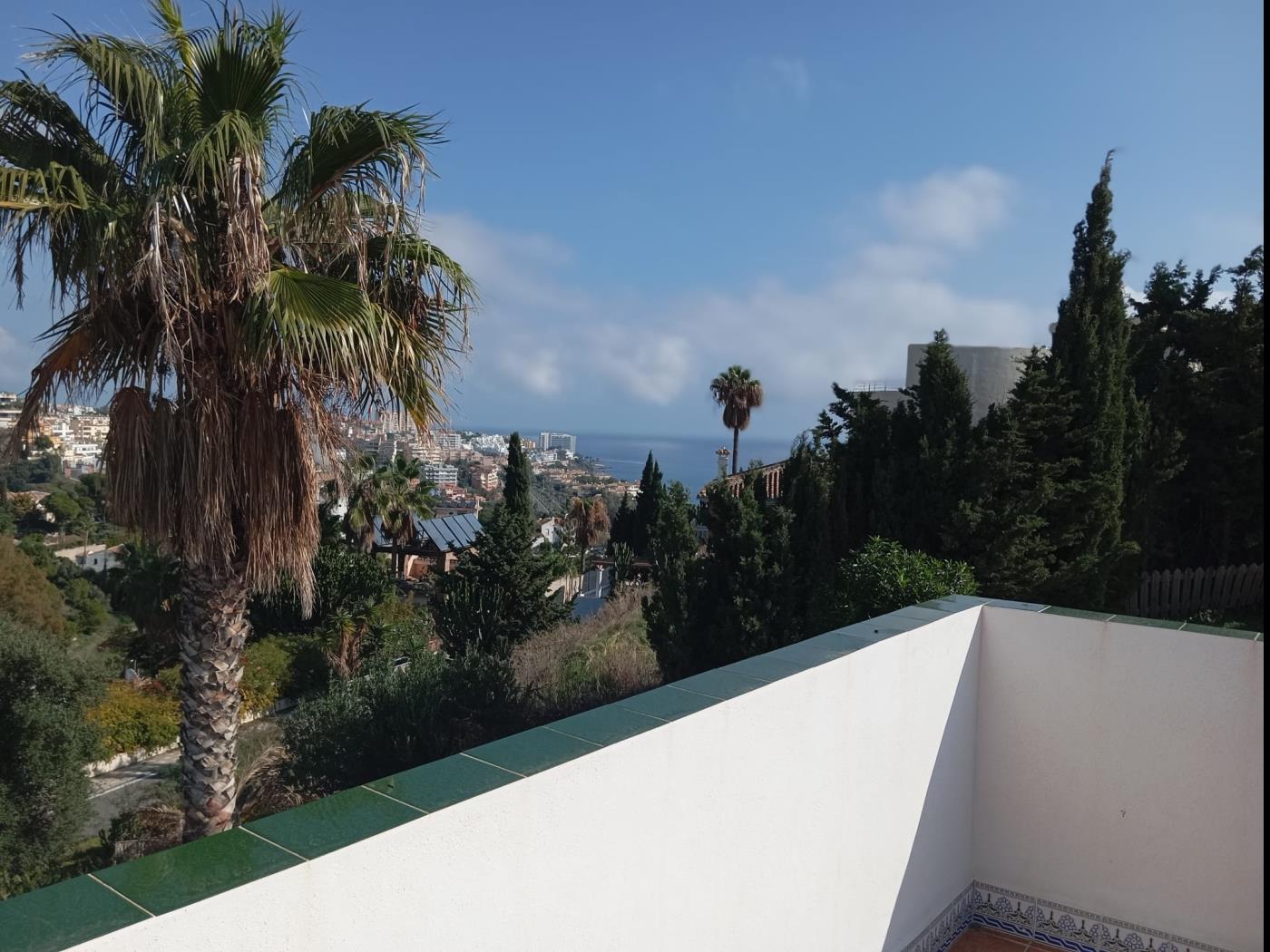 Villa de 4 dormitorios con piscina privada en Benalmádena en Benalmádena