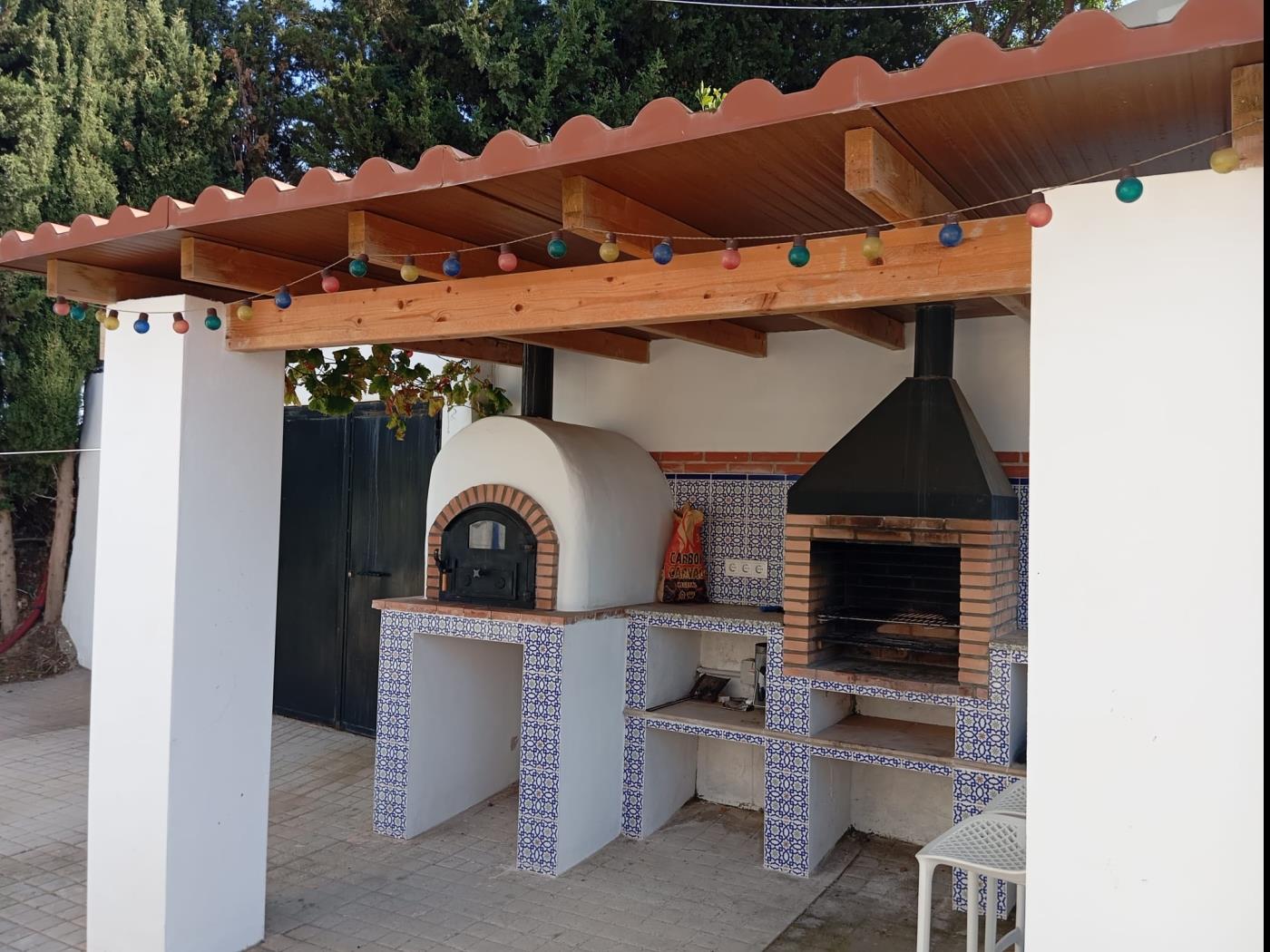 Villa de 4 dormitorios con piscina privada en Benalmádena en Benalmádena
