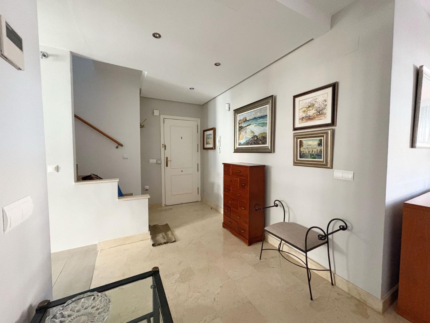 Larga duración : 3 dorm dúplex: gran terraza privada, parking en Benalmádena