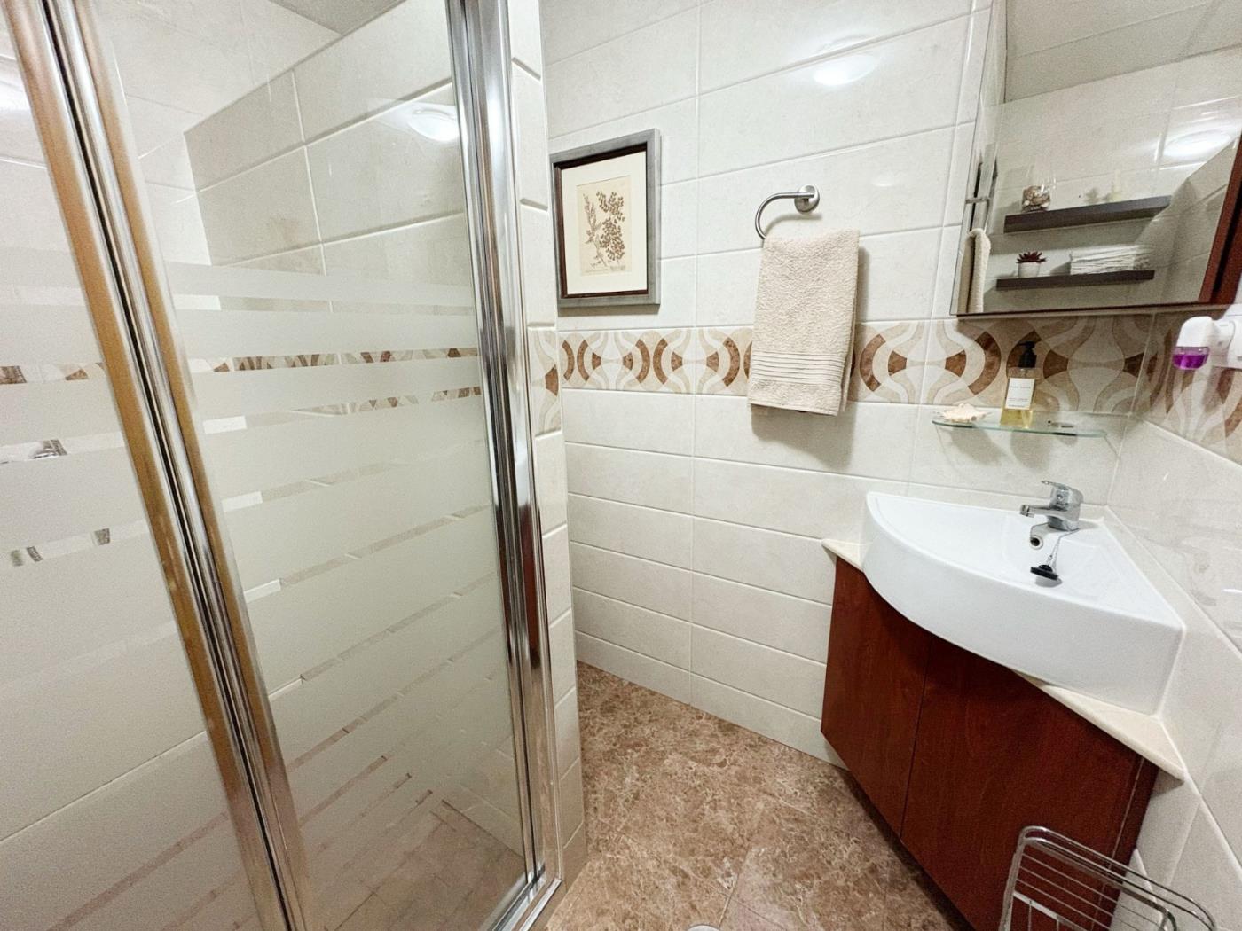 Larga duración : 3 dorm dúplex: gran terraza privada, parking en Benalmádena
