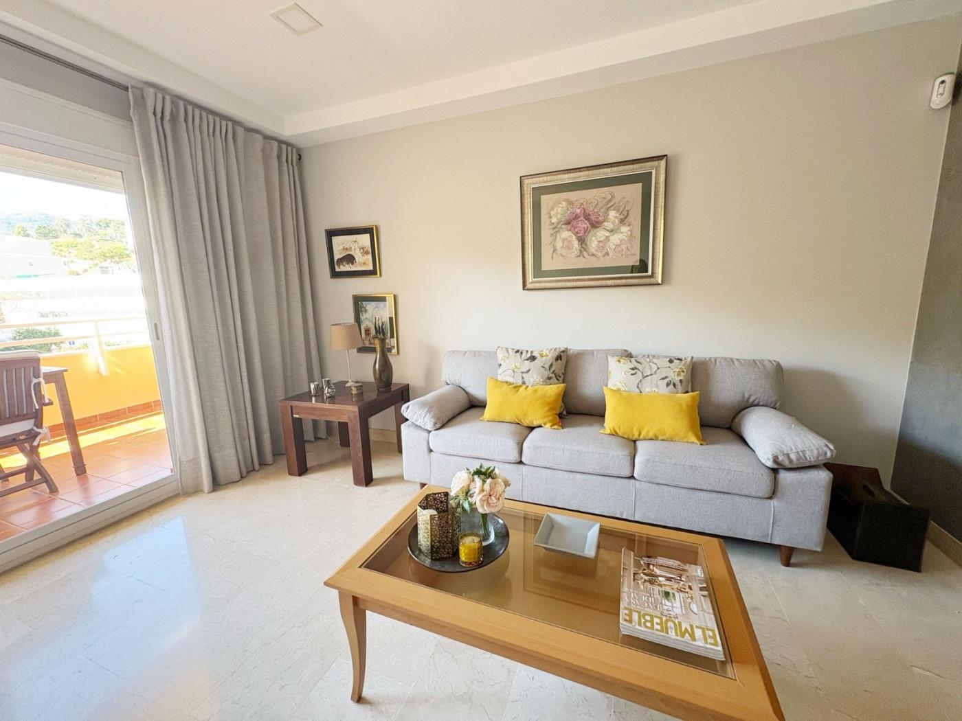 Larga duración : 3 dorm dúplex: gran terraza privada, parking en Benalmádena