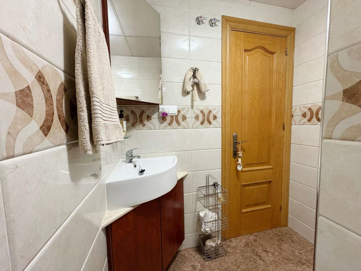Larga duración : 3 dorm dúplex: gran terraza privada, parking en Benalmádena