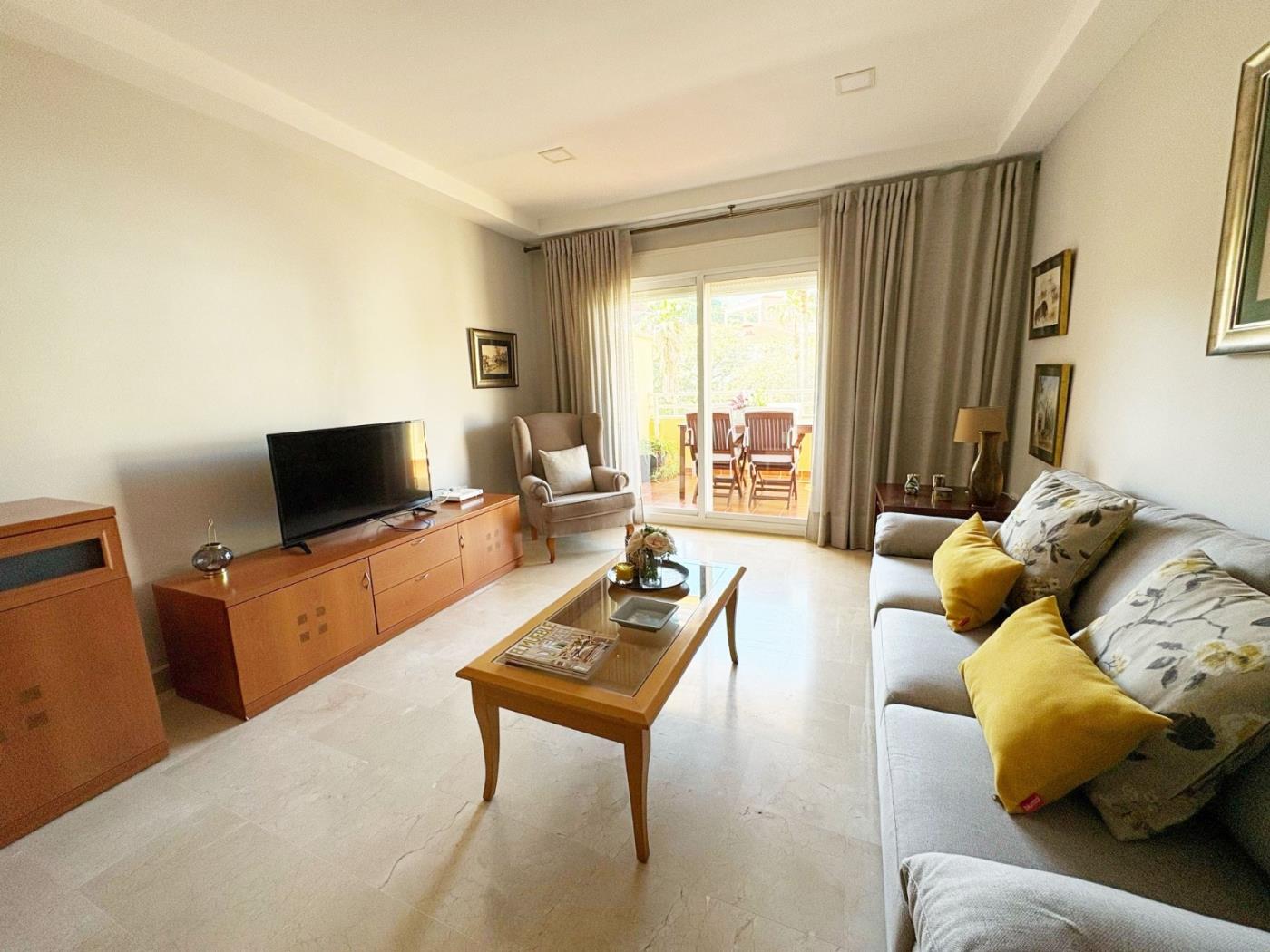 Larga duración : 3 dorm dúplex: gran terraza privada, parking en Benalmádena