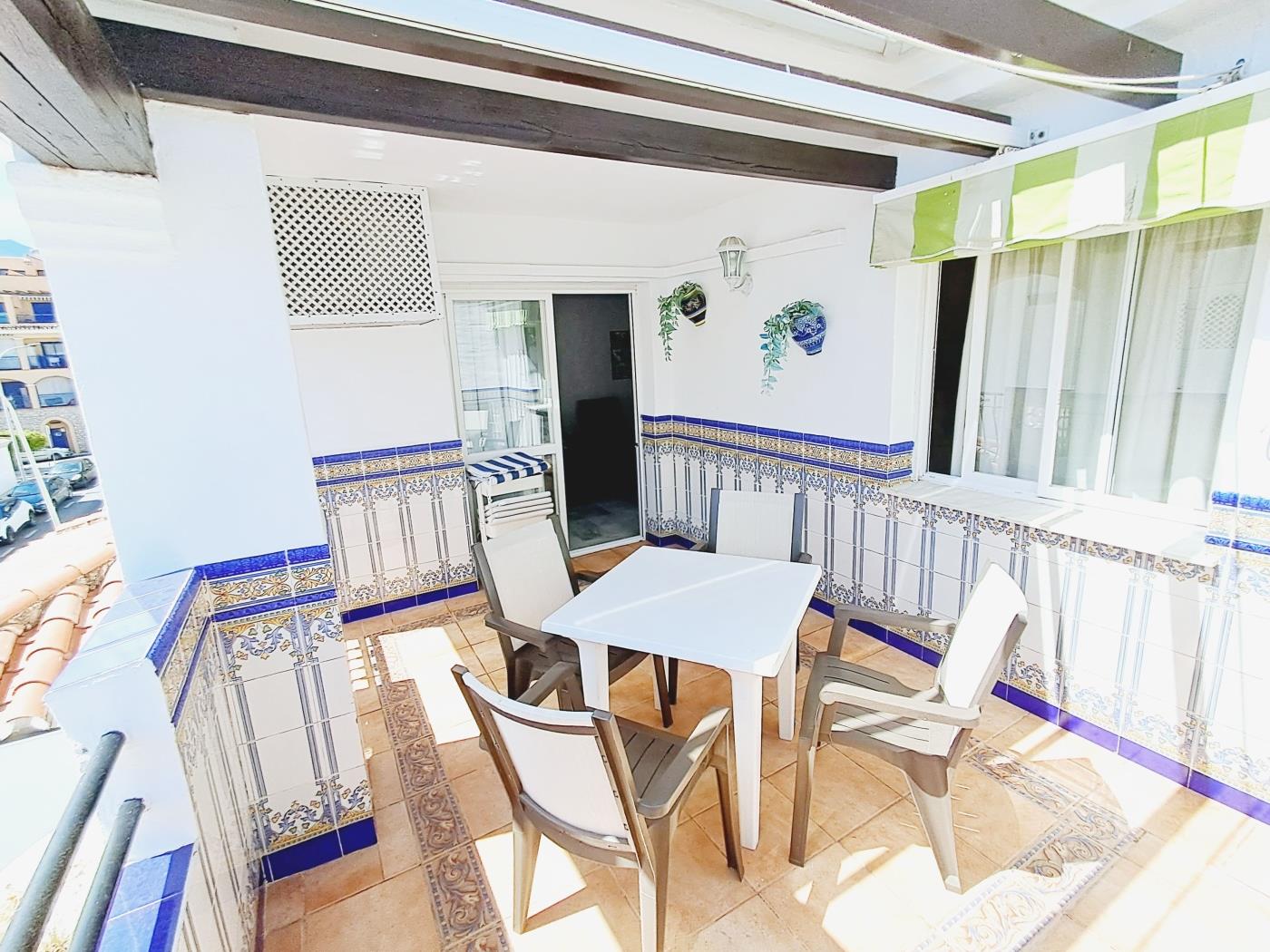 Elegante apartamento a pocos pasos de la playa. en Benalmádena