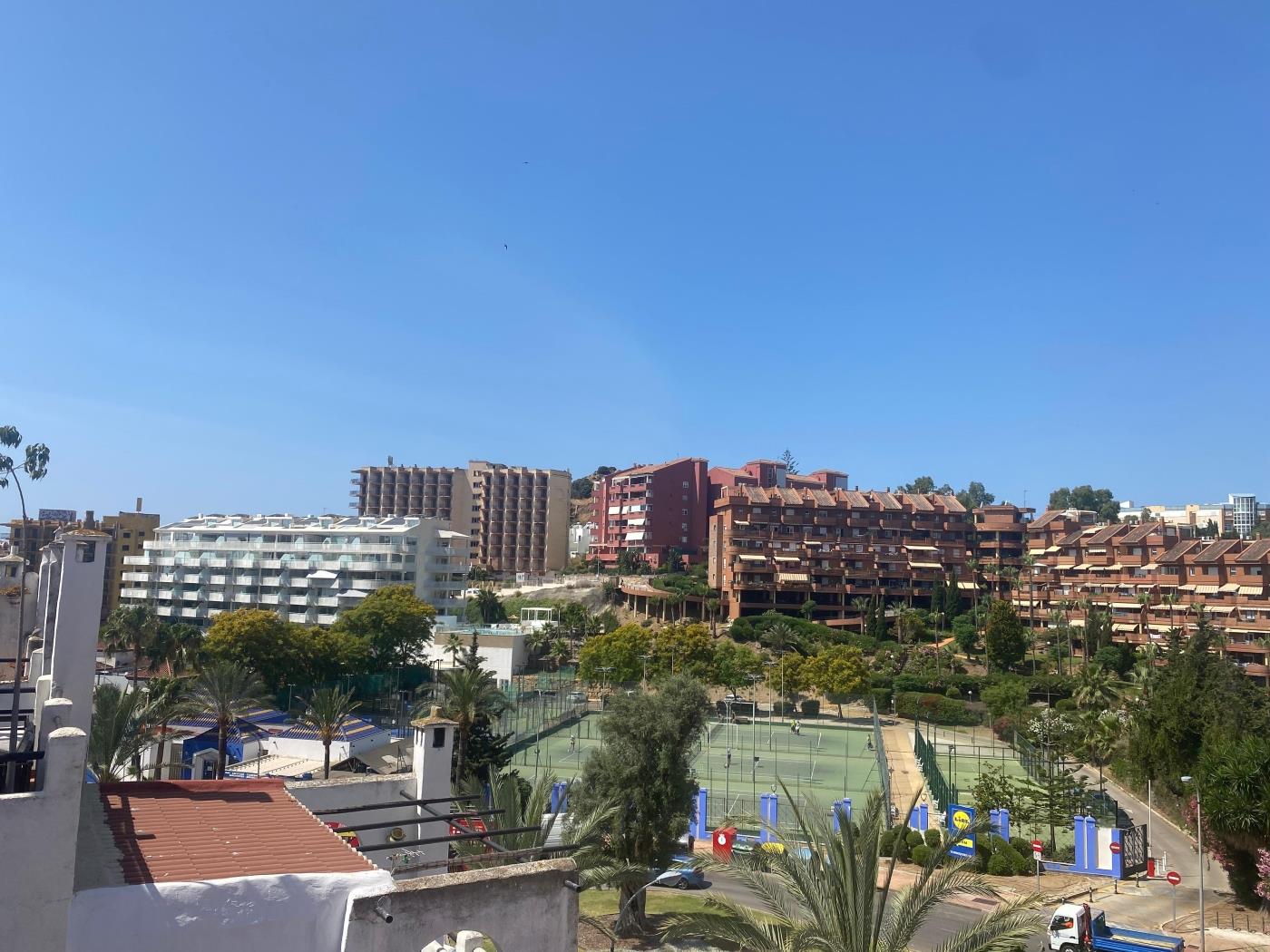 Encantador 2 cama, Pueblo Evita en Benalmádena