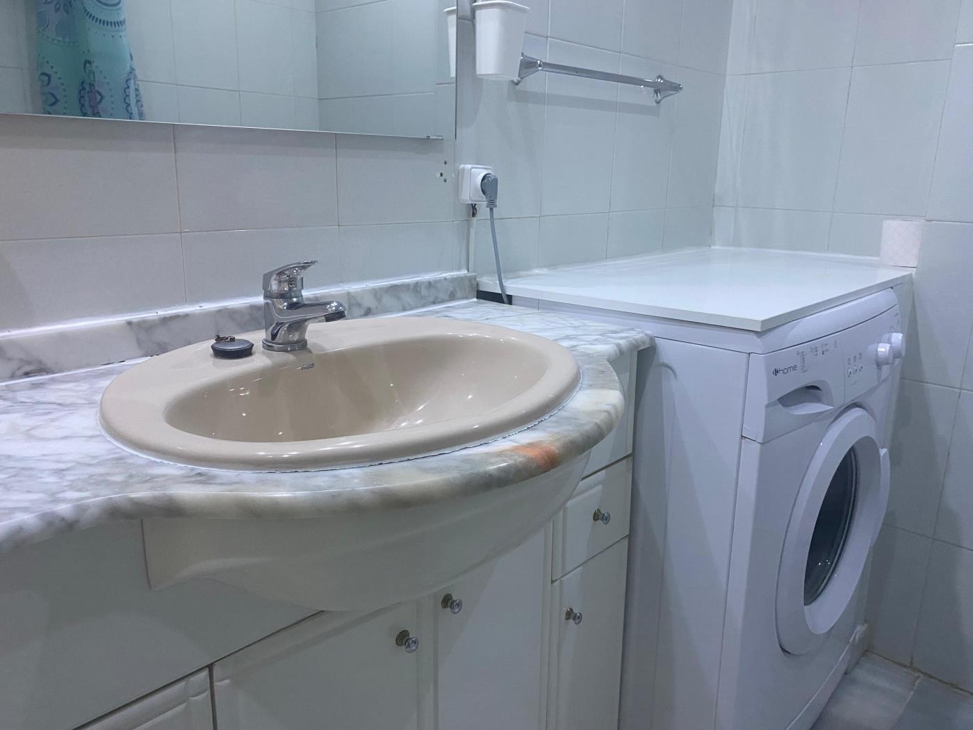 Encantador 2 cama, Pueblo Evita en Benalmádena