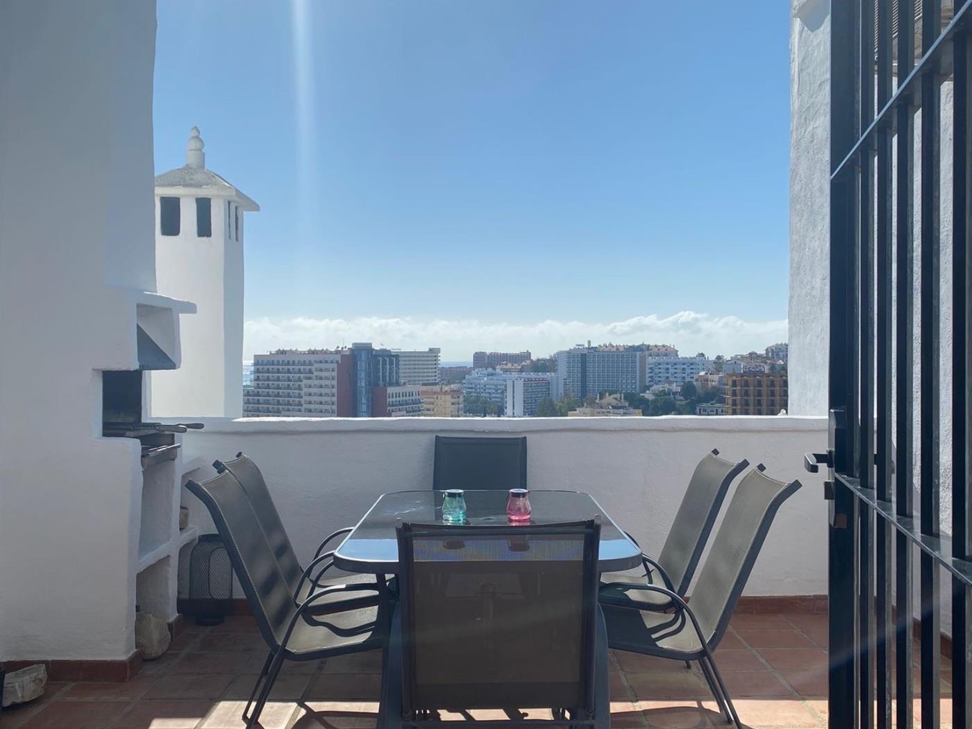 Grazioso appartamento con 2 camere da letto a Pueblo Evita in Benalmádena