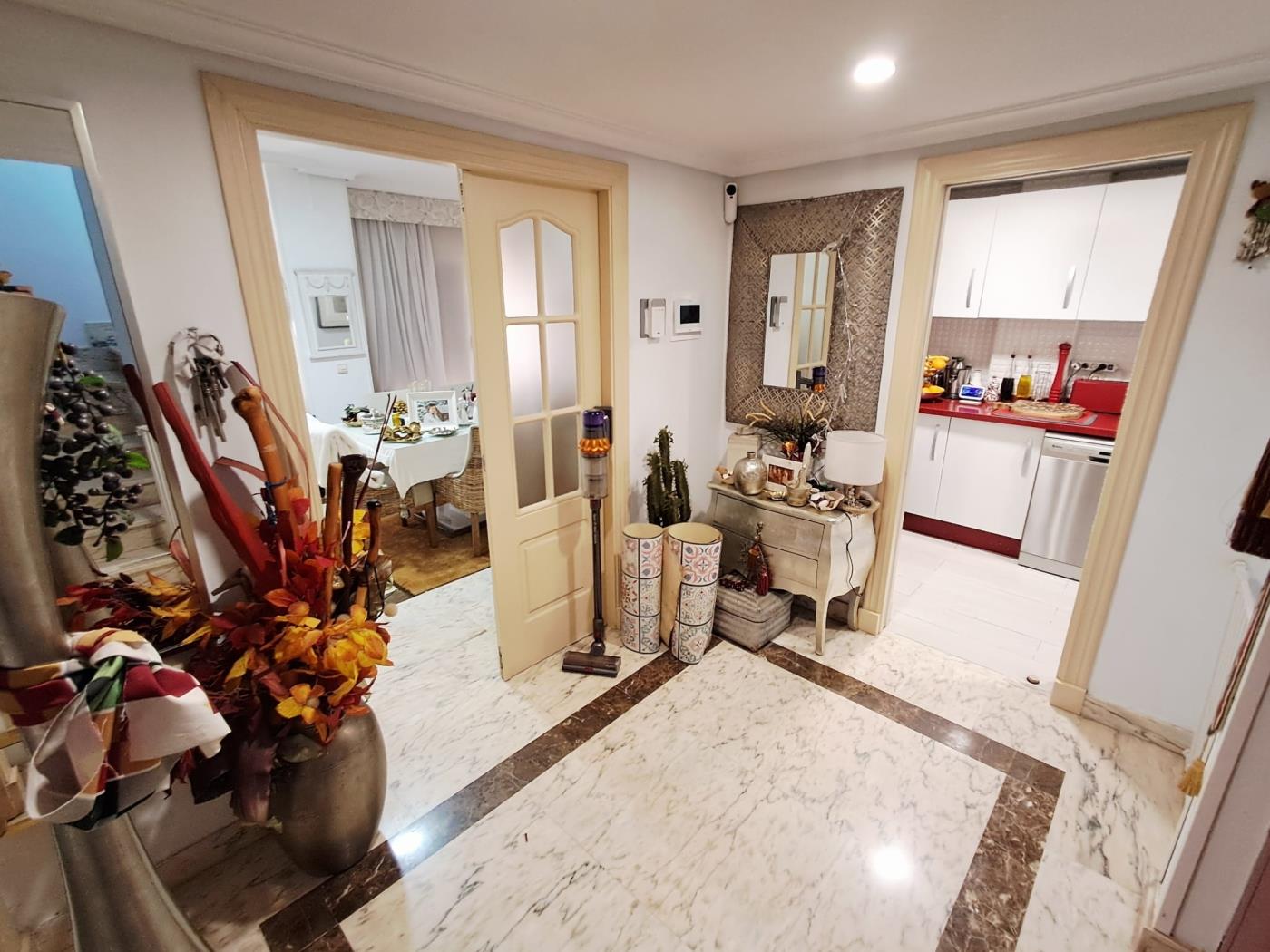 Luxury 4-Bedroom Semi-Detached Home with Premium Features. in Benalmádena