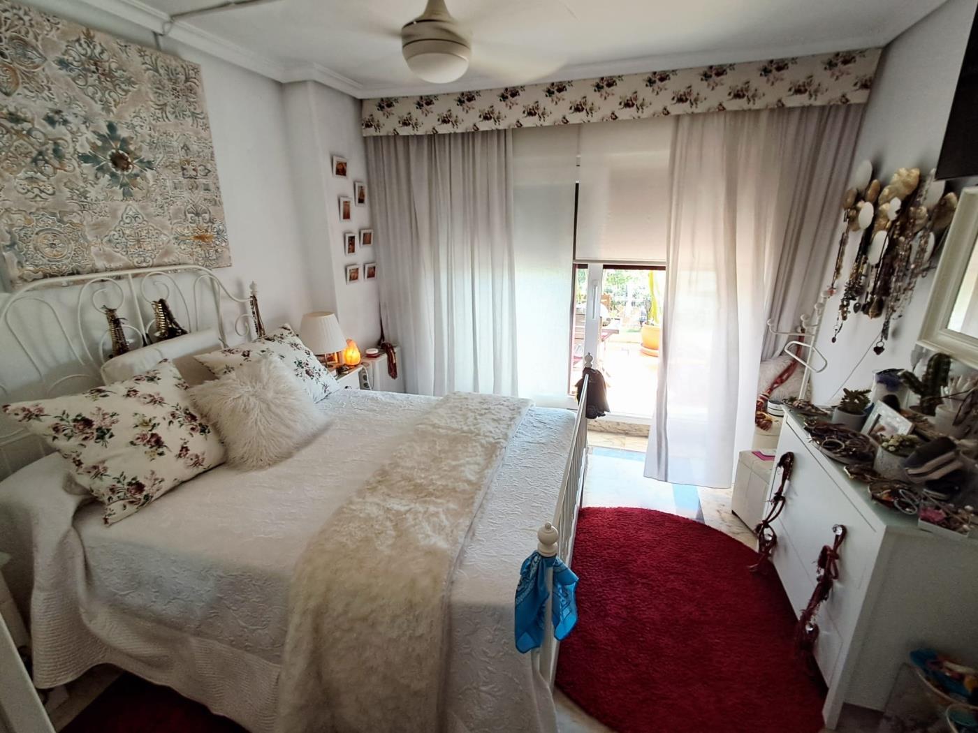 Luxury 4-Bedroom Semi-Detached Home with Premium Features. in Benalmádena