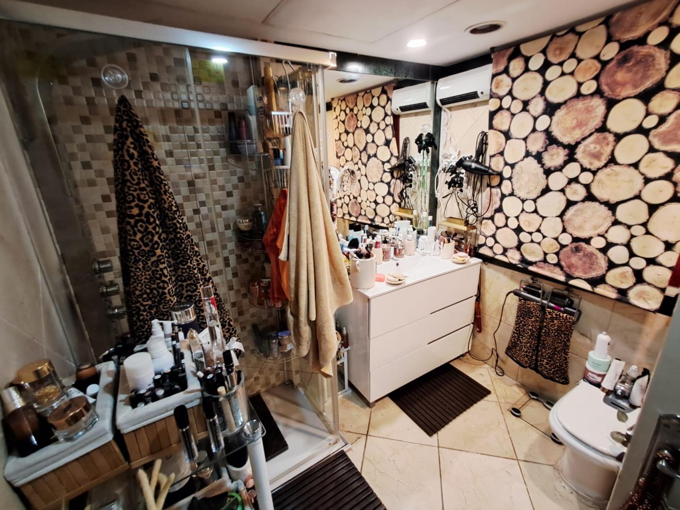 Luxury 4-Bedroom Semi-Detached Home with Premium Features. in Benalmádena