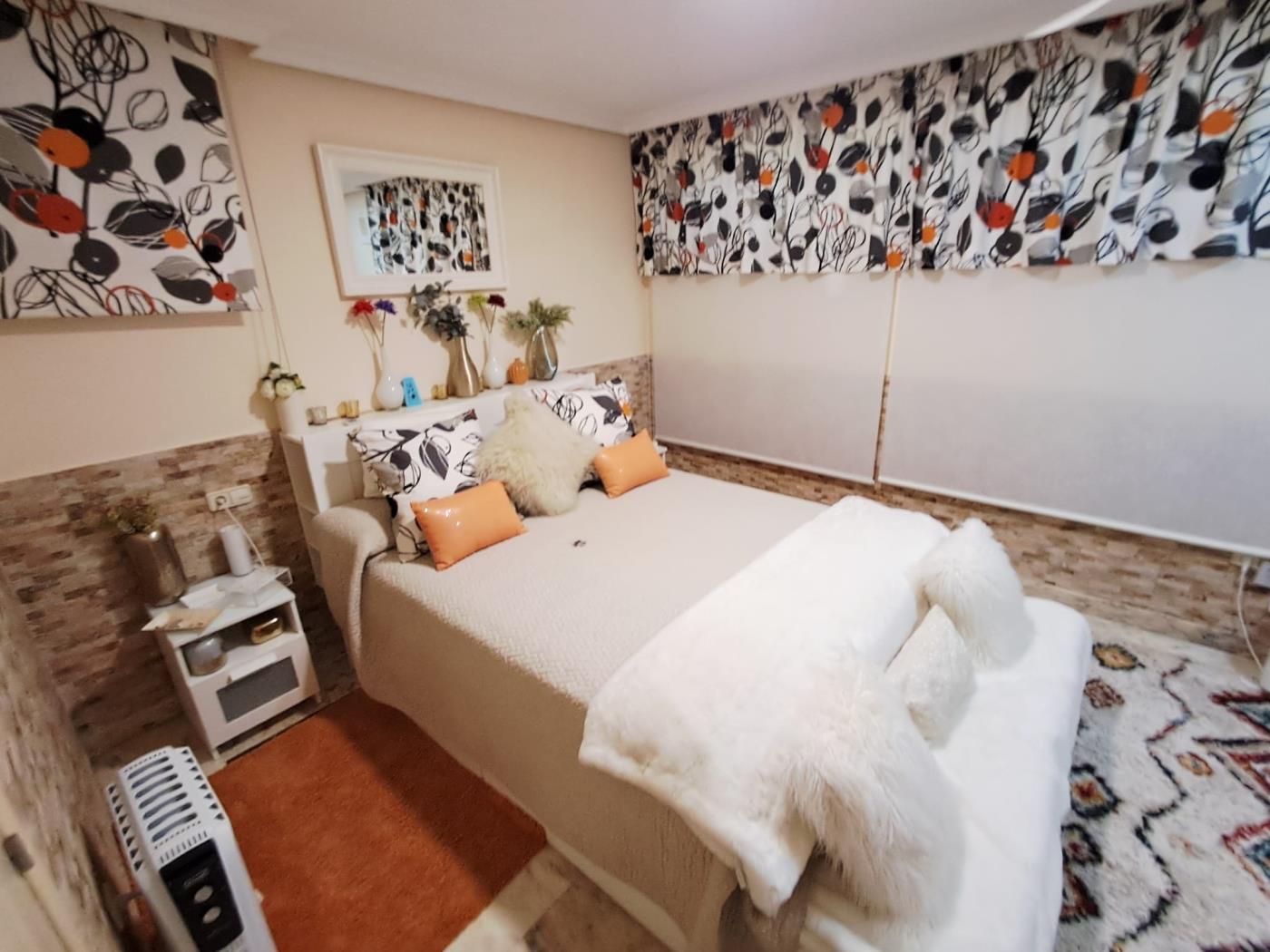 Luxury 4-Bedroom Semi-Detached Home with Premium Features. in Benalmádena