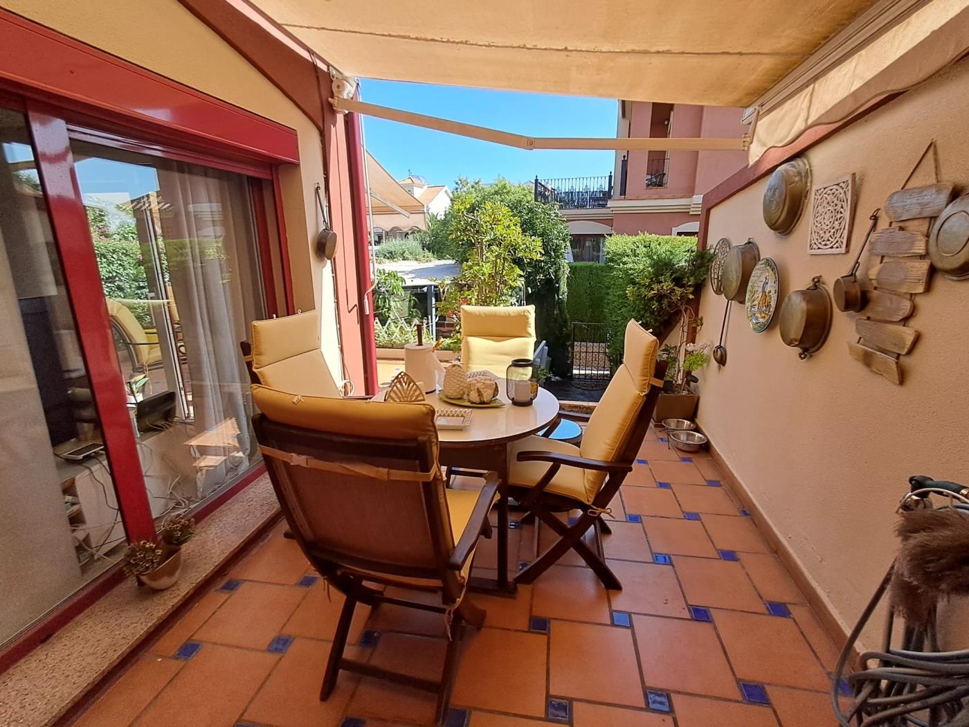Luxury 4-Bedroom Semi-Detached Home with Premium Features. in Benalmádena