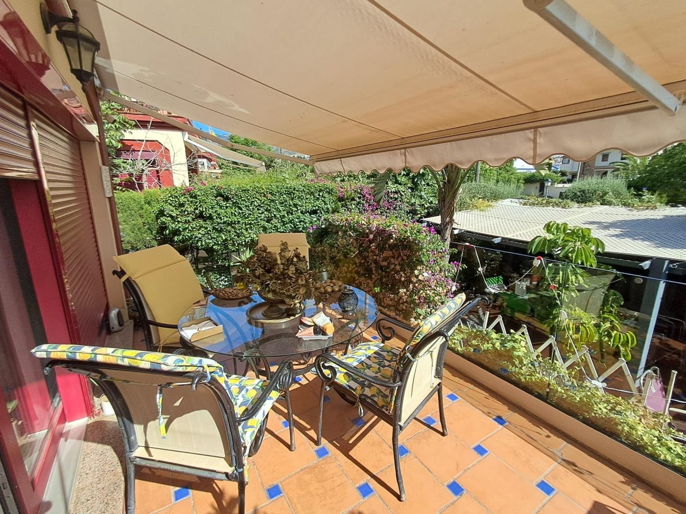 Luxury 4-Bedroom Semi-Detached Home with Premium Features. in Benalmádena